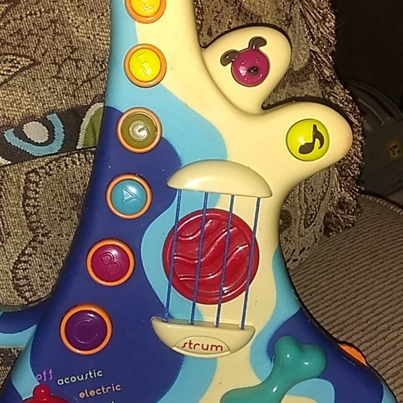 B Woofer Guitar - Picture 5 of 8